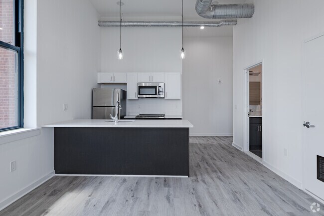 2 habitaciones, 1 baño - 779 pies cuadrados - Cocina/sala de estar - 70 Roseville Ave