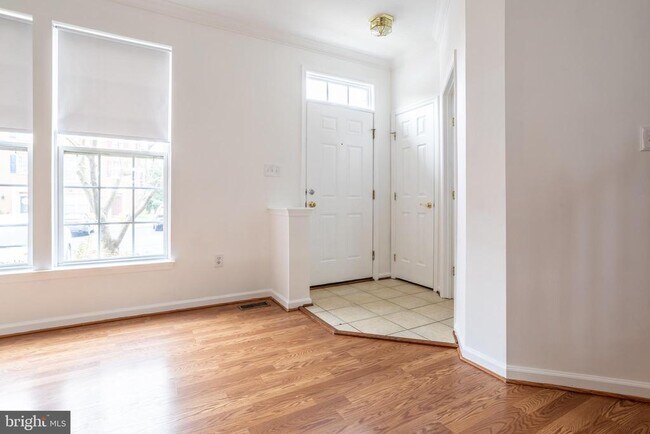Foto del edificio - 9314 Penrose St