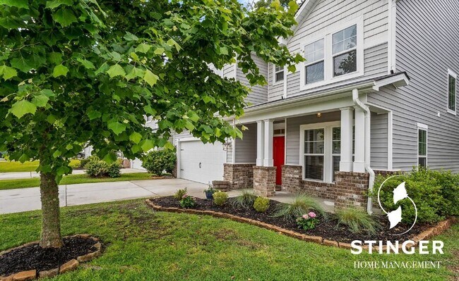 Building Photo - 100 Sago Palm Dr