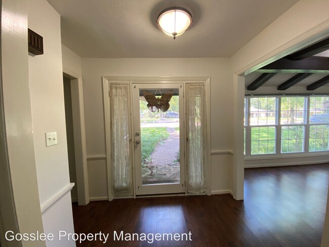 Building Photo - 4 br, 3 bath House - 633 Millicent Way