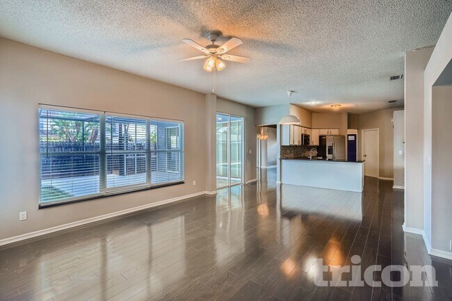 Building Photo - 10306 Early Mist Ln