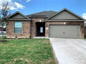 Building Photo - 144 Emma Dr