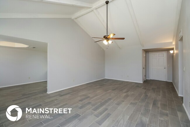 Building Photo - 65 W San Angelo St