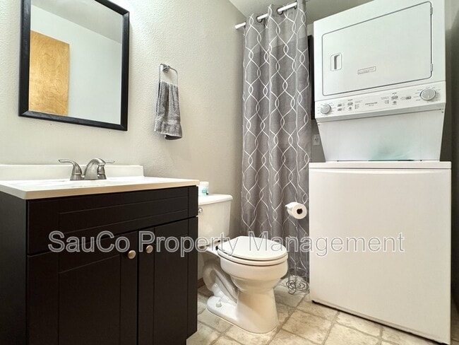 Photo - 18507 SW Muirfield St Apartment