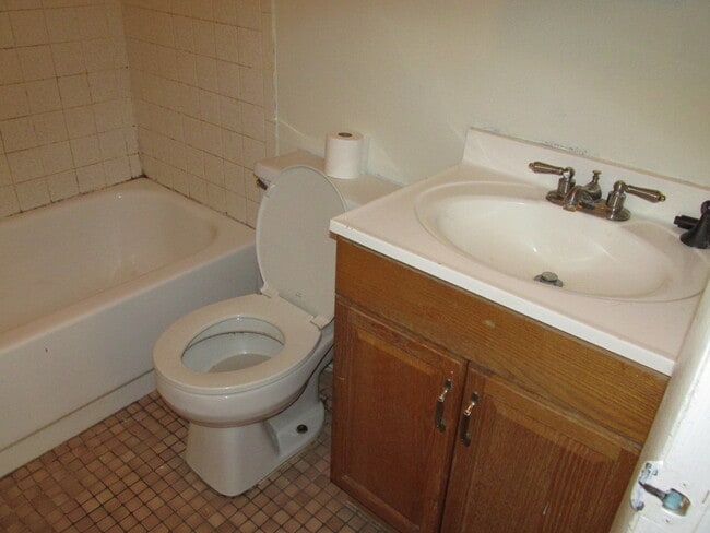 Building Photo - 4402 McMenamy St