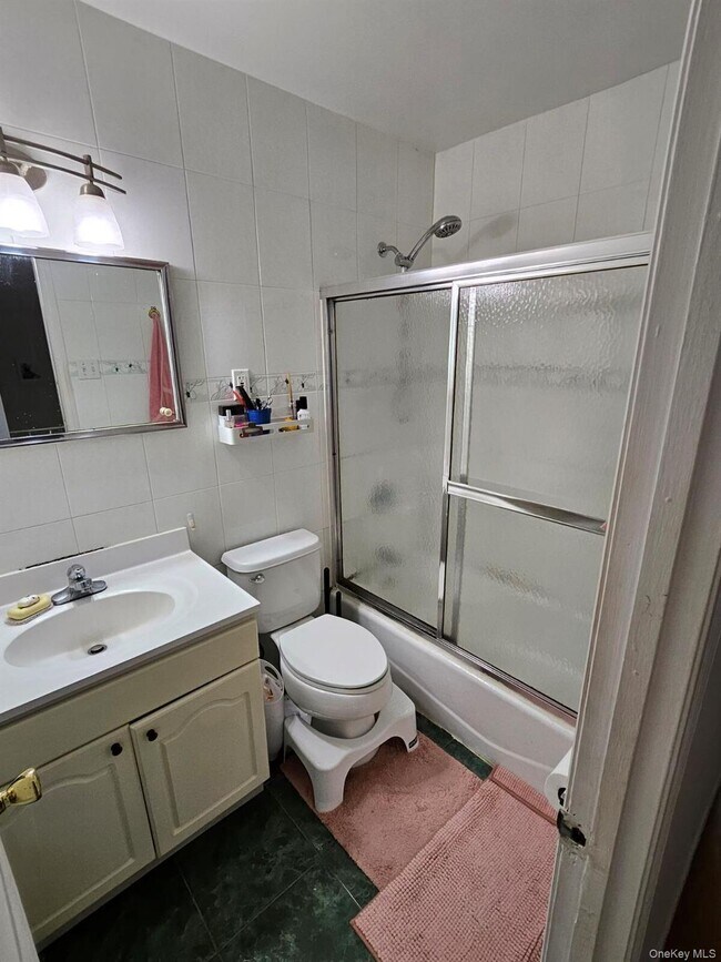 Foto del edificio - 16-21 200th St