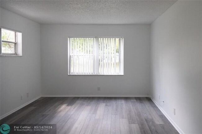 Foto del edificio - 2755 W Atlantic Ave
