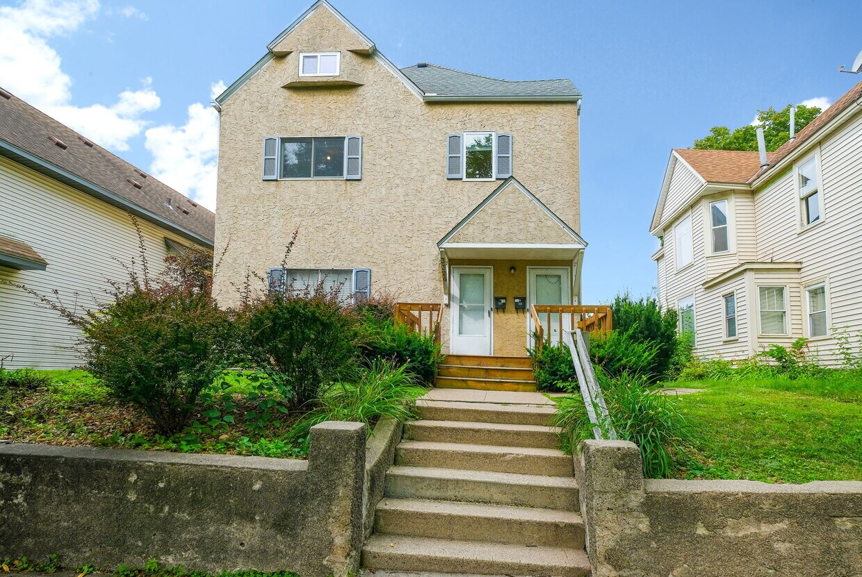 3324 Colfax Ave S Unit 2, Minneapolis, MN 55408 Apartments in