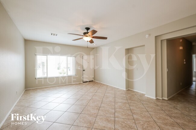 Foto del edificio - 13278 W Edgemont Ave