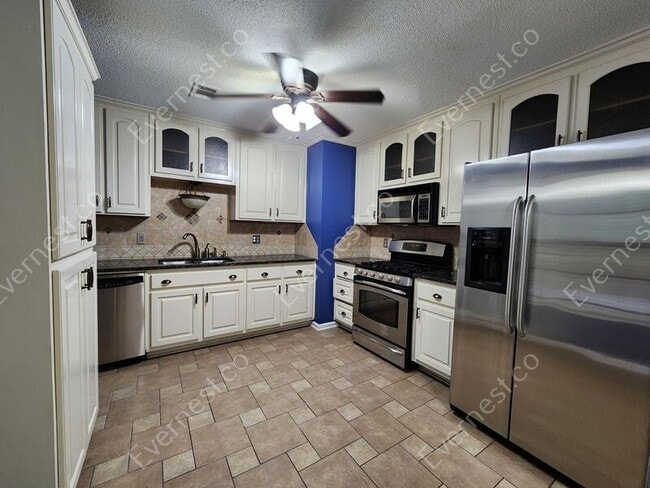 Building Photo - 3732 Allyn Dr NW