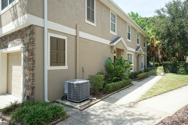 Foto del edificio - 2 Story Condo in gated community at Schoon...