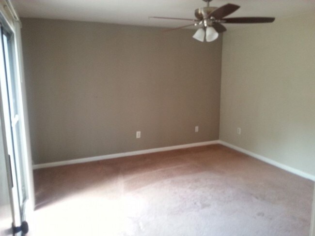 Building Photo - 619 Ocean Lakes Dr