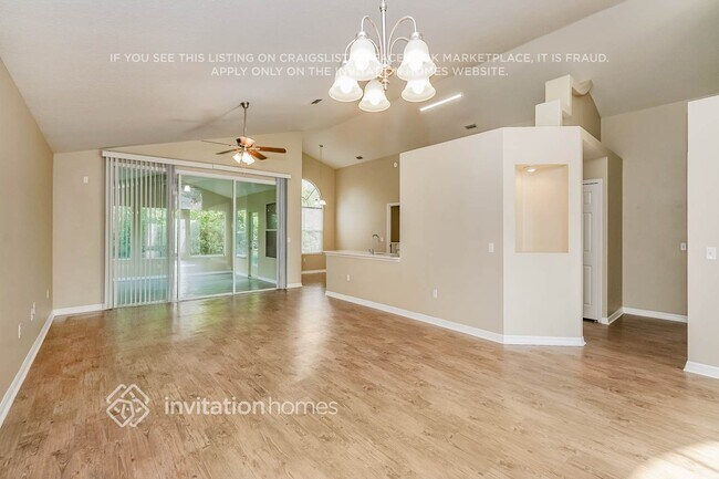 Foto del edificio - 441 Long Cove Rd