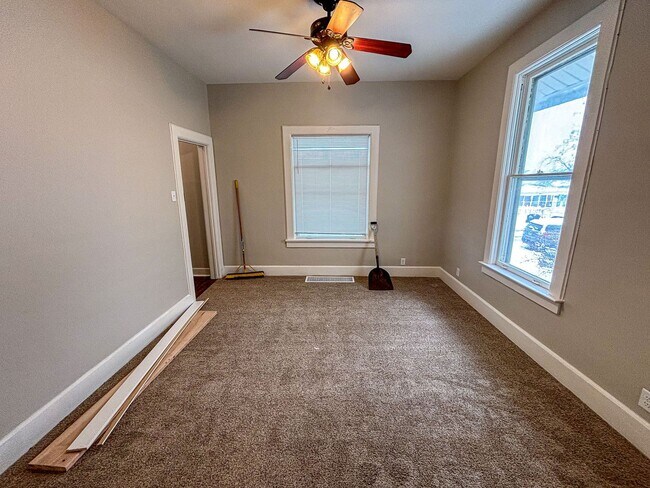 Foto del edificio - 2 Bedroom / 1 Bath Home off 15th and Martha with Off Street Parking!