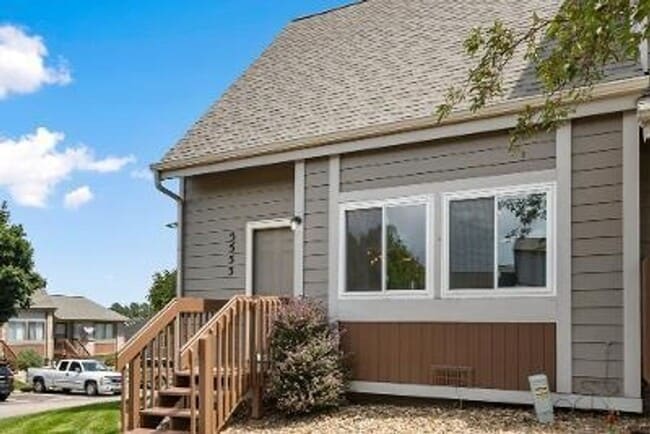 Building Photo - 5555 Denmark Ct