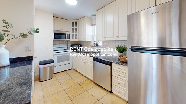 Foto del edificio - 27 Arlington Rd