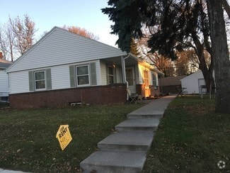 Building Photo - 1672 Ford Pkwy