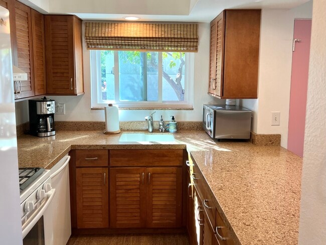 Modern Kitchen - 860 E Camino Parocela