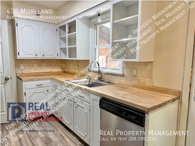 Foto del edificio - 430 Moreland-