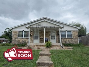 Building Photo - 1931 S Gala Dr