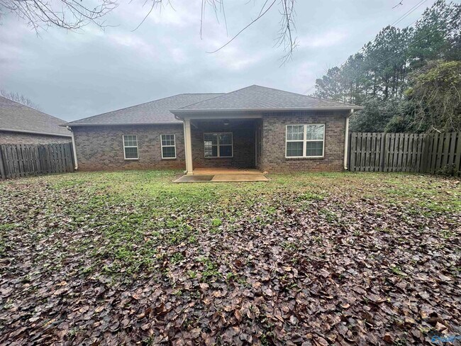 Foto del edificio - 101 Somerset Park Dr