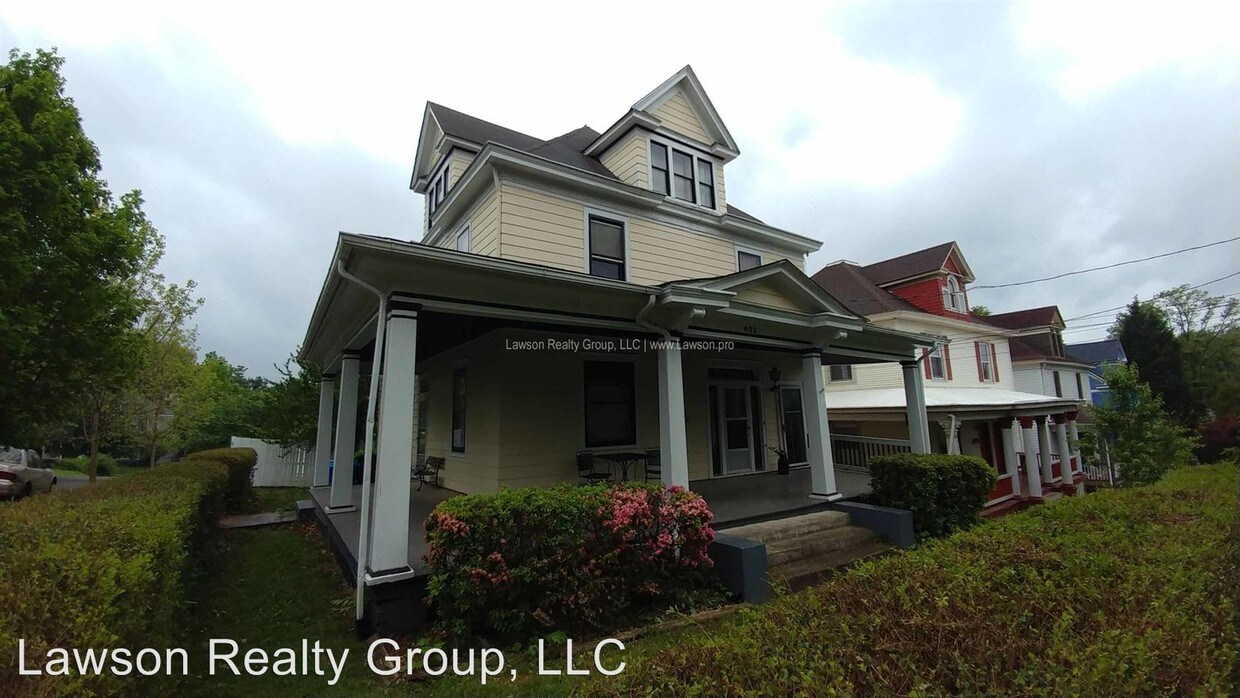 Foto principal - 602 Allison Ave SW