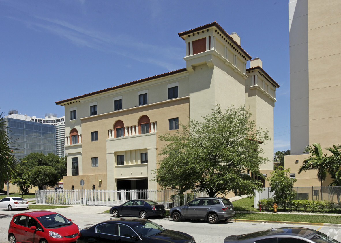 Foto del edificio - 3031 NE 4th Ave
