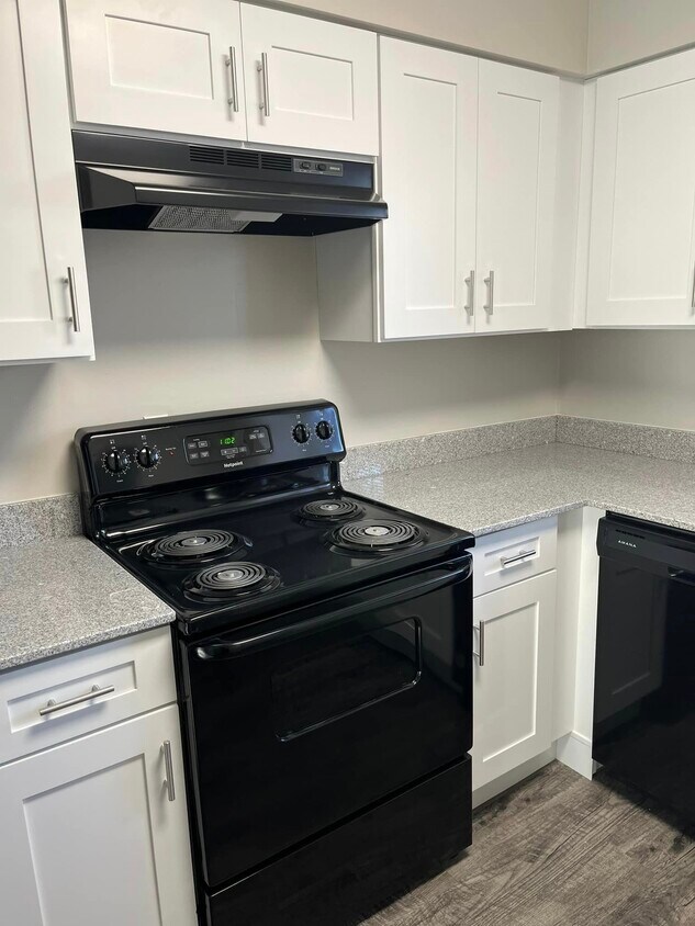 Black Hawk Apartments 3010 Simcoe Dr Fort Wayne, IN Apartments for Rent in Fort Wayne