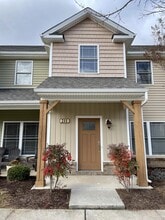 Building Photo - 211 Portico Street