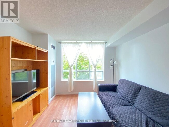 Building Photo - 2627 McCowan Rd