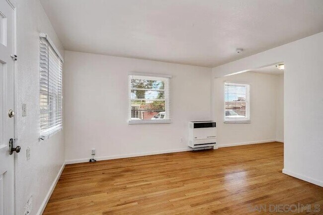 Foto del edificio - 4515 Wilson Ave