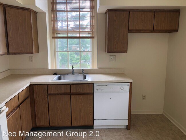 Building Photo - 2 br, 2 bath House - 7 N Hamilton St #3