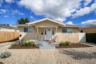 Building Photo - 4759 Choctaw Dr