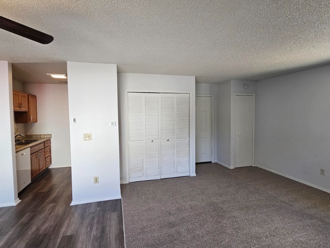 Building Photo - 1855 Zebulon Dr