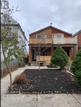 Building Photo - 519 Crawford St