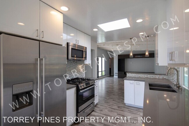 Foto del edificio - 3 br, 3 bath House - 319 12th Street