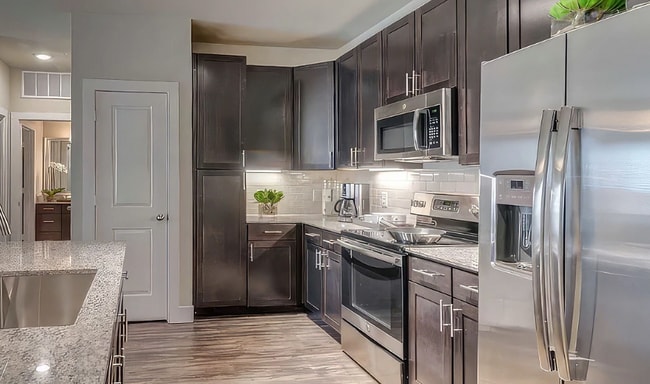 Building Photo - Luxury Living, Less Rent