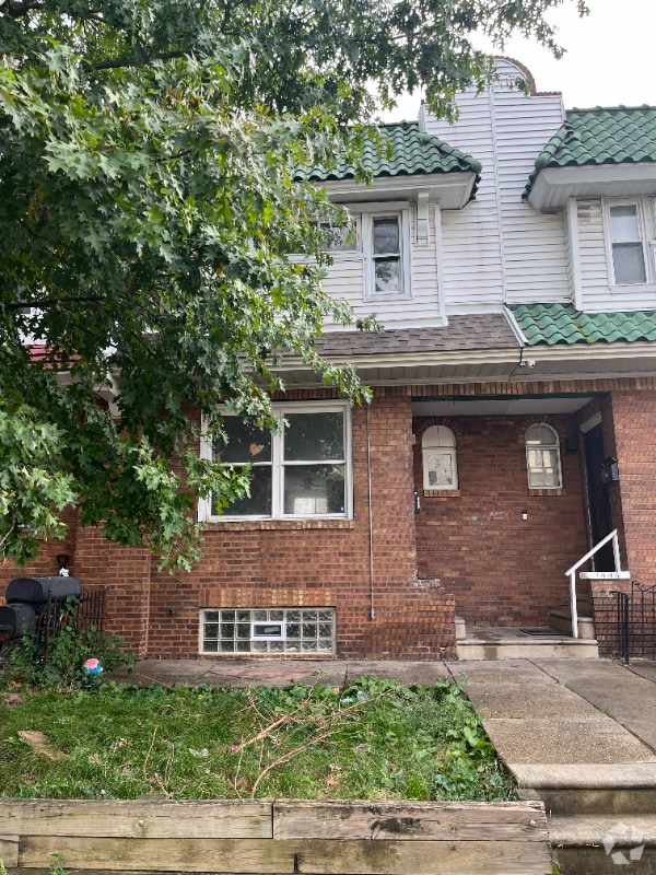 Building Photo - 1446 Lardner St