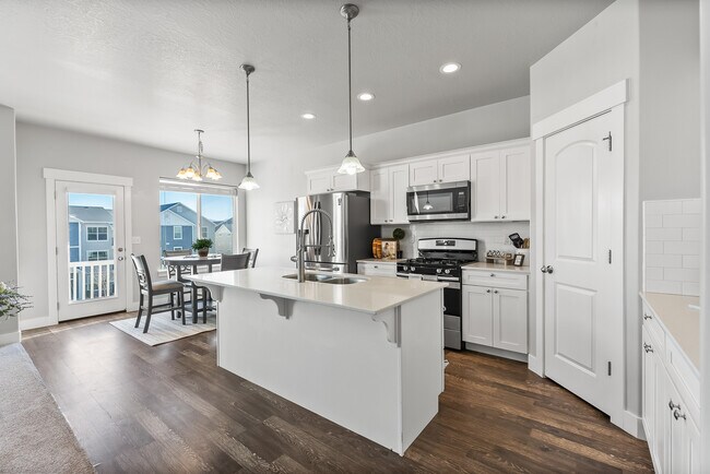 Building Photo - 14549 S Juniper Shade Dr