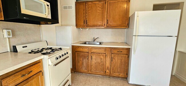 Foto del edificio - 234 S Madison St