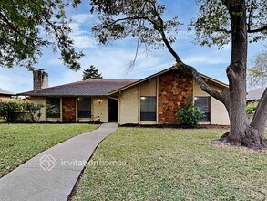 Building Photo - 427 Newcastle Dr