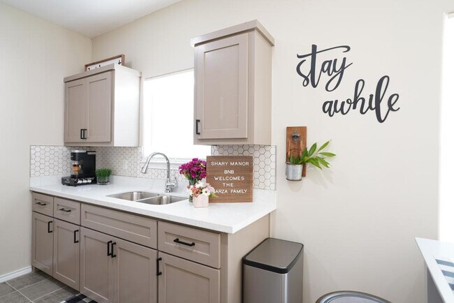 Foto del edificio - 7111 N 59th Ln