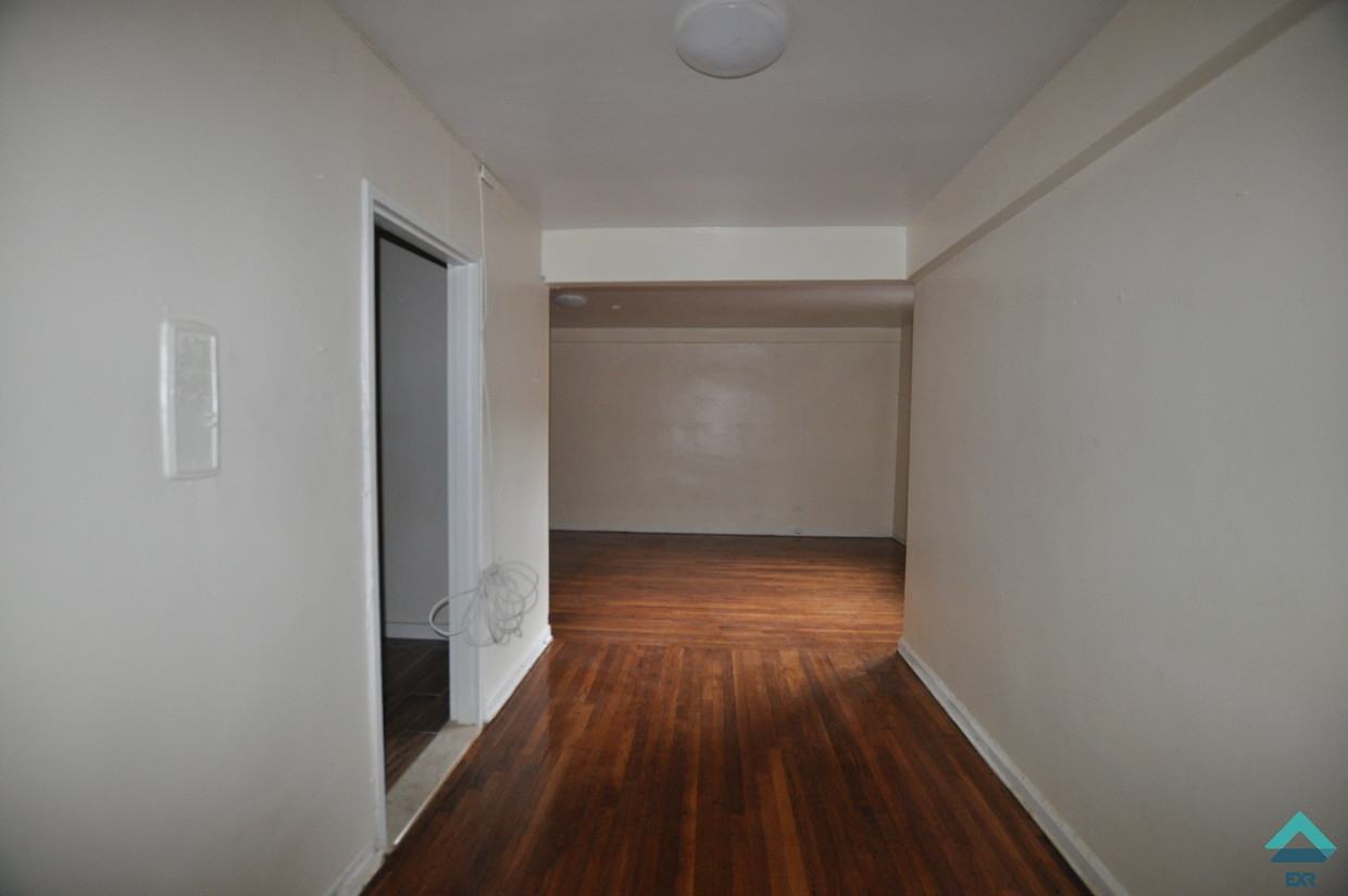 Building Photo - 250 Clarkson Ave