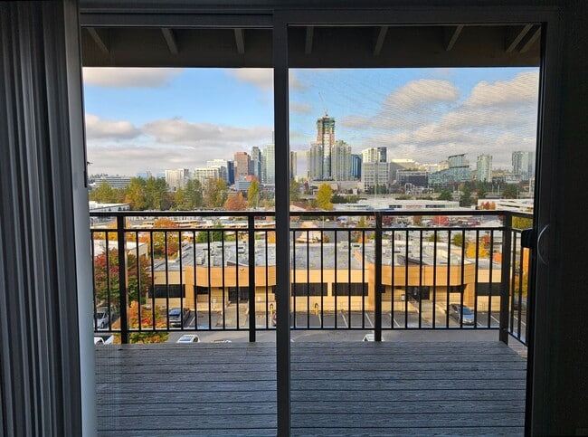 Interior Photo - CityScape: Newly Renovated Premier Location in Bellevue, Rooftop Entertainment Area