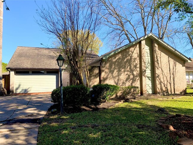 Building Photo - 2314 Bright Meadows Dr