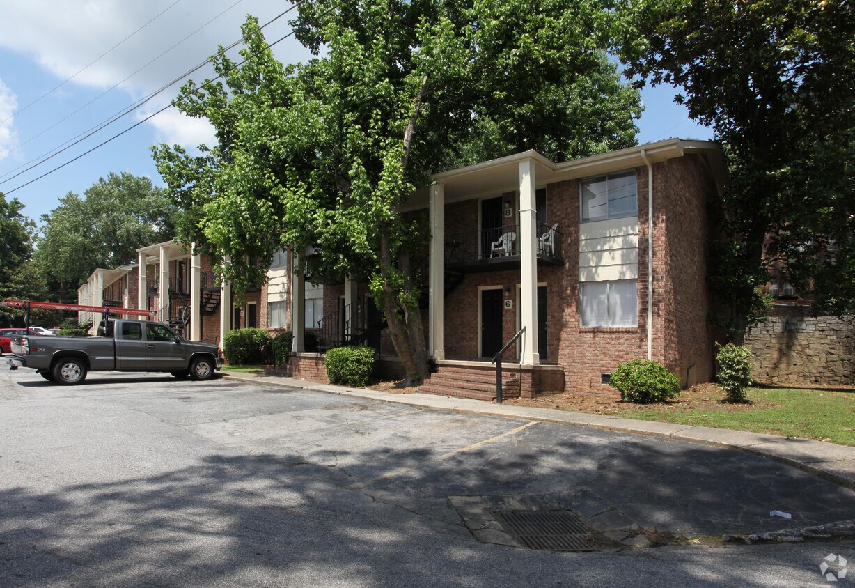 Forest Creek Apartments Forest Park