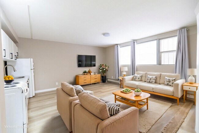 Photo du bâtiment - Elmwood Manor Apartments