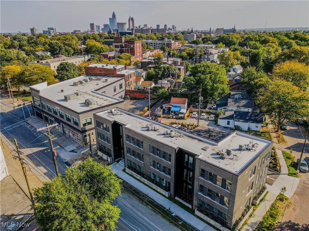 2017 W 44th St Cleveland, OH 44113 – photo 1