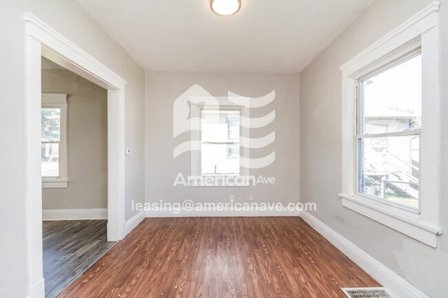 Building Photo - 161 16th Ave