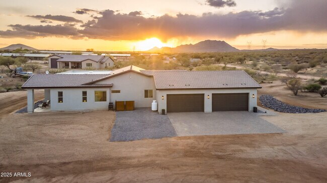 Building Photo - 15223 E Lone Mountain Rd